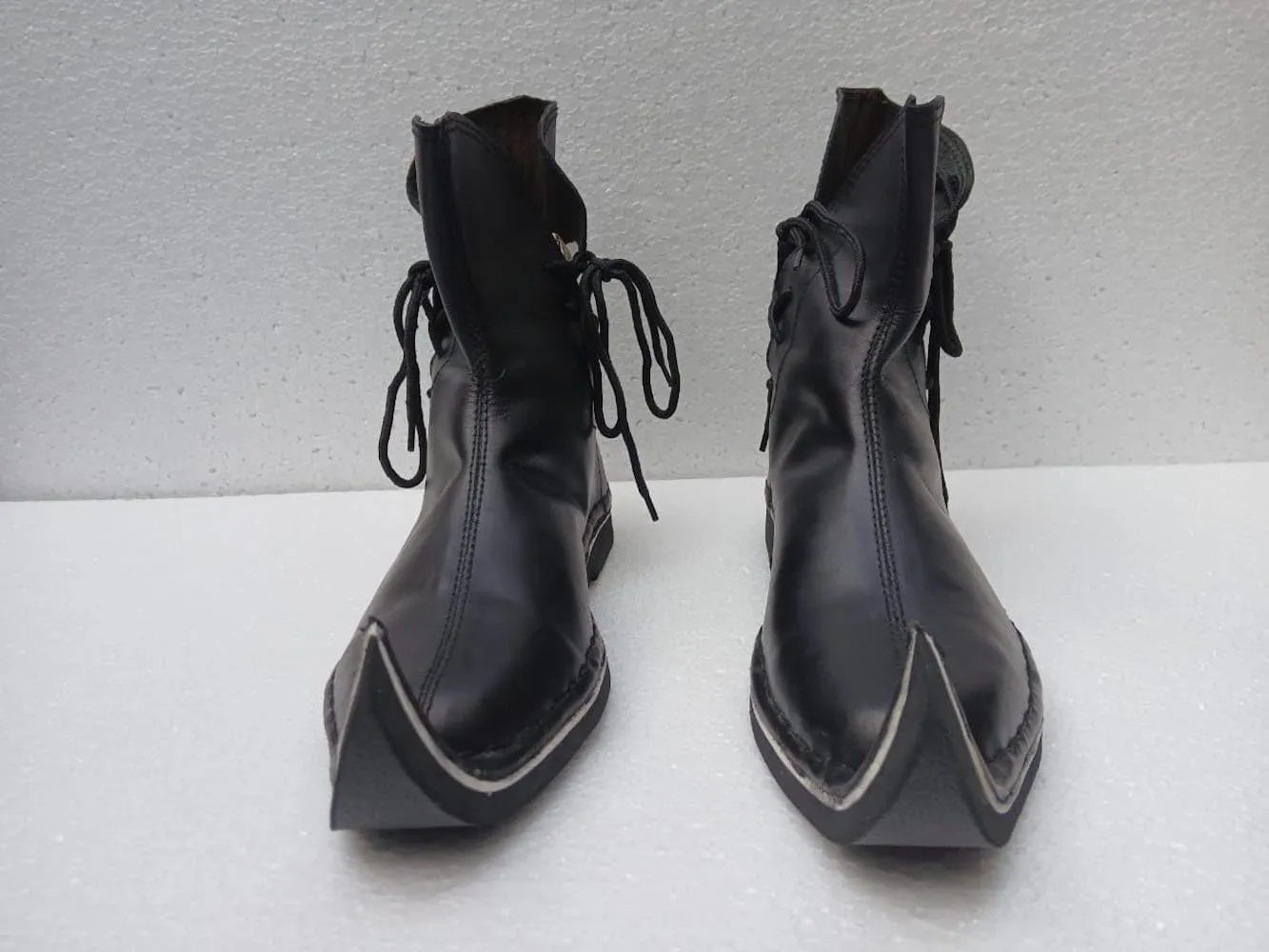 AnNafi? Medieval Pointed Boots Pure Leather For Unisex | Renaissance Lace-Up Roman Black Boots | Western Men Leather Loafer Shoes Viking SCA LARP Cosplay | Pirate Viking Shoe