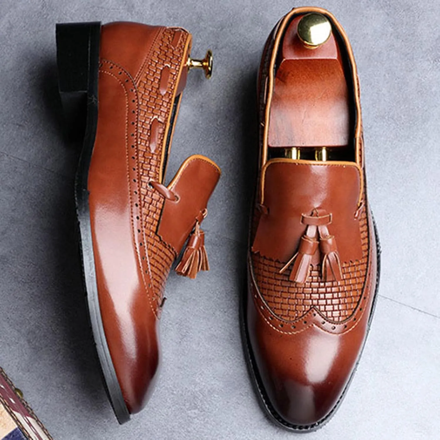 ByErz Loafers for Men Fashion Party Patent Leather Business Foraml Dress Office Casual Shoes with Tassel