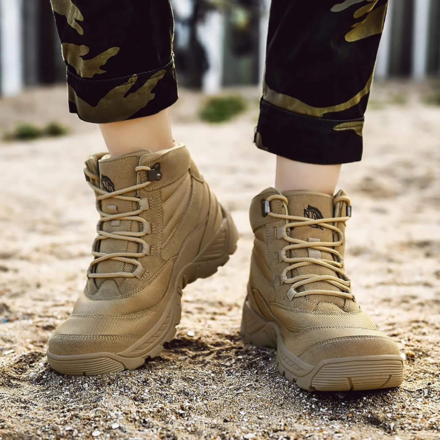 Men Waterproof Tactical Training Boots, Outdoor Lace-up Sports Durable Breathable Men's Mountaineering Desert Boots, for Hiking Quick Dry Desert Boots