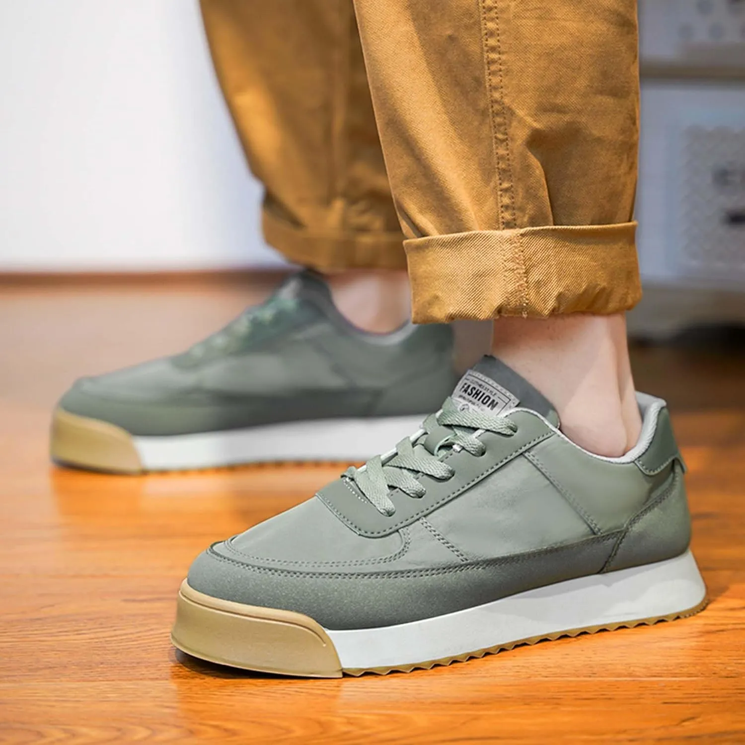Men's Fashionable Breathable Soft Sole Casual Skateboarding Shoes