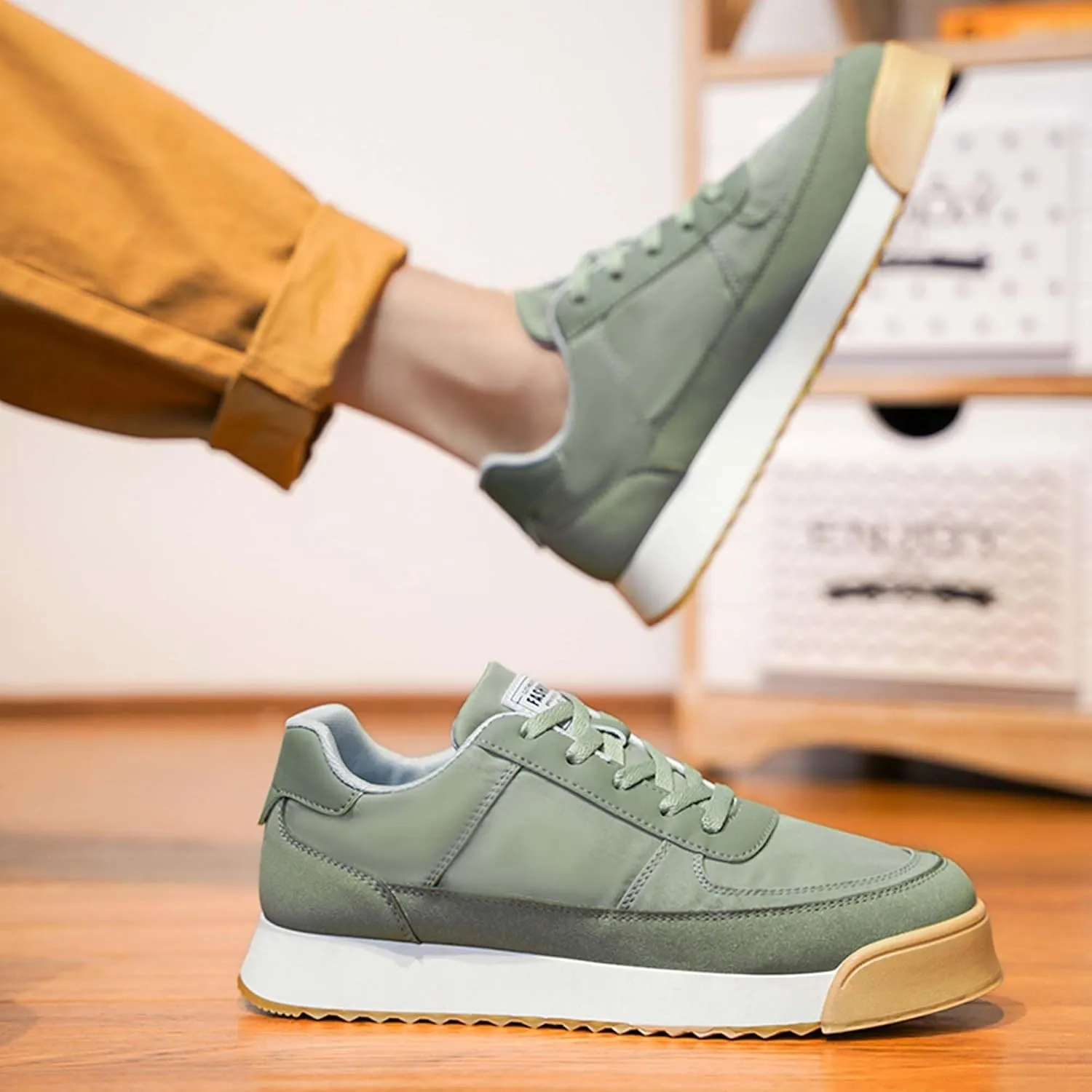 Men's Fashionable Breathable Soft Sole Casual Skateboarding Shoes