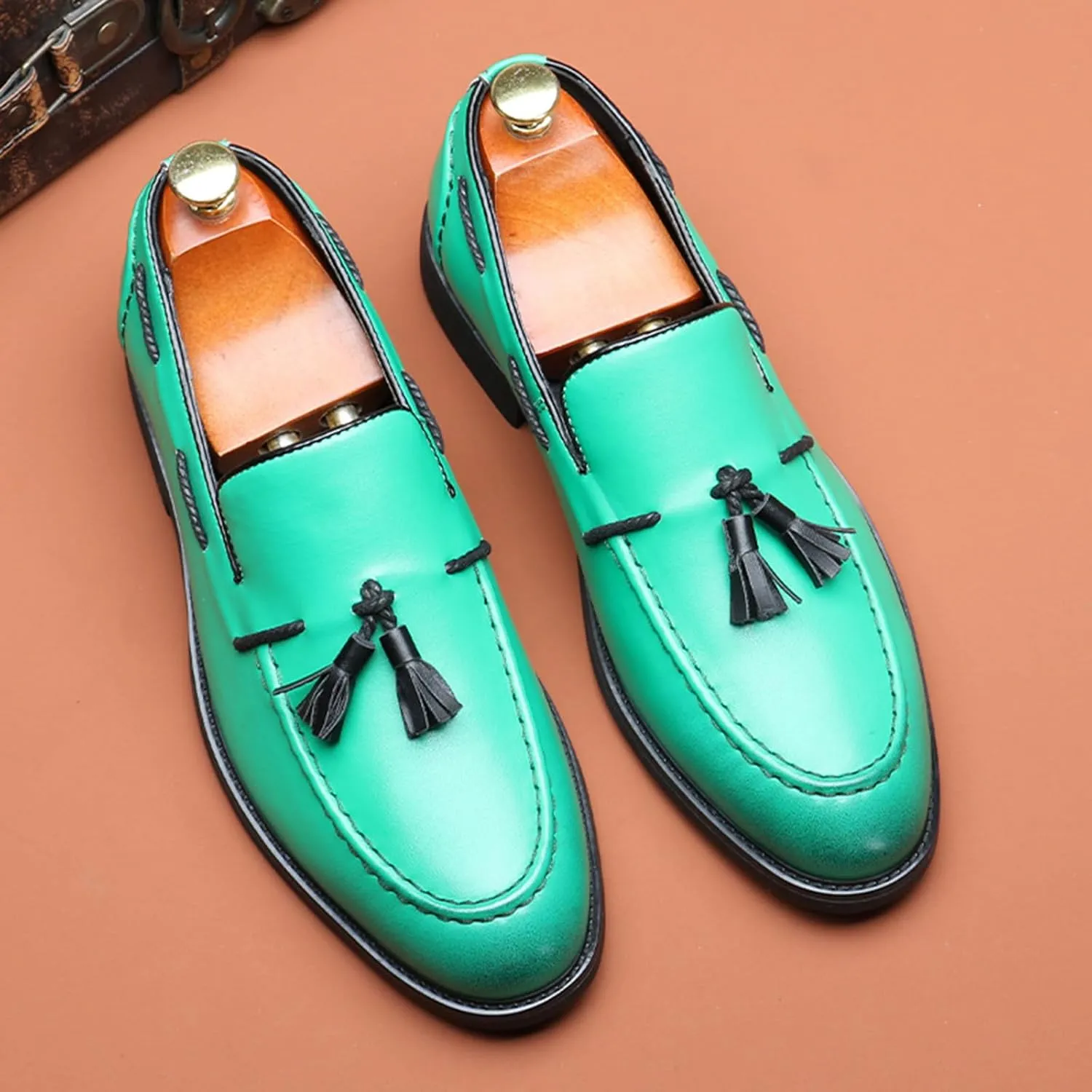 Mens Loafers Slip-On Dress Shoes Tassel Driving Shoes Classic Tuxedo Shoes Casual Oxford Shoes