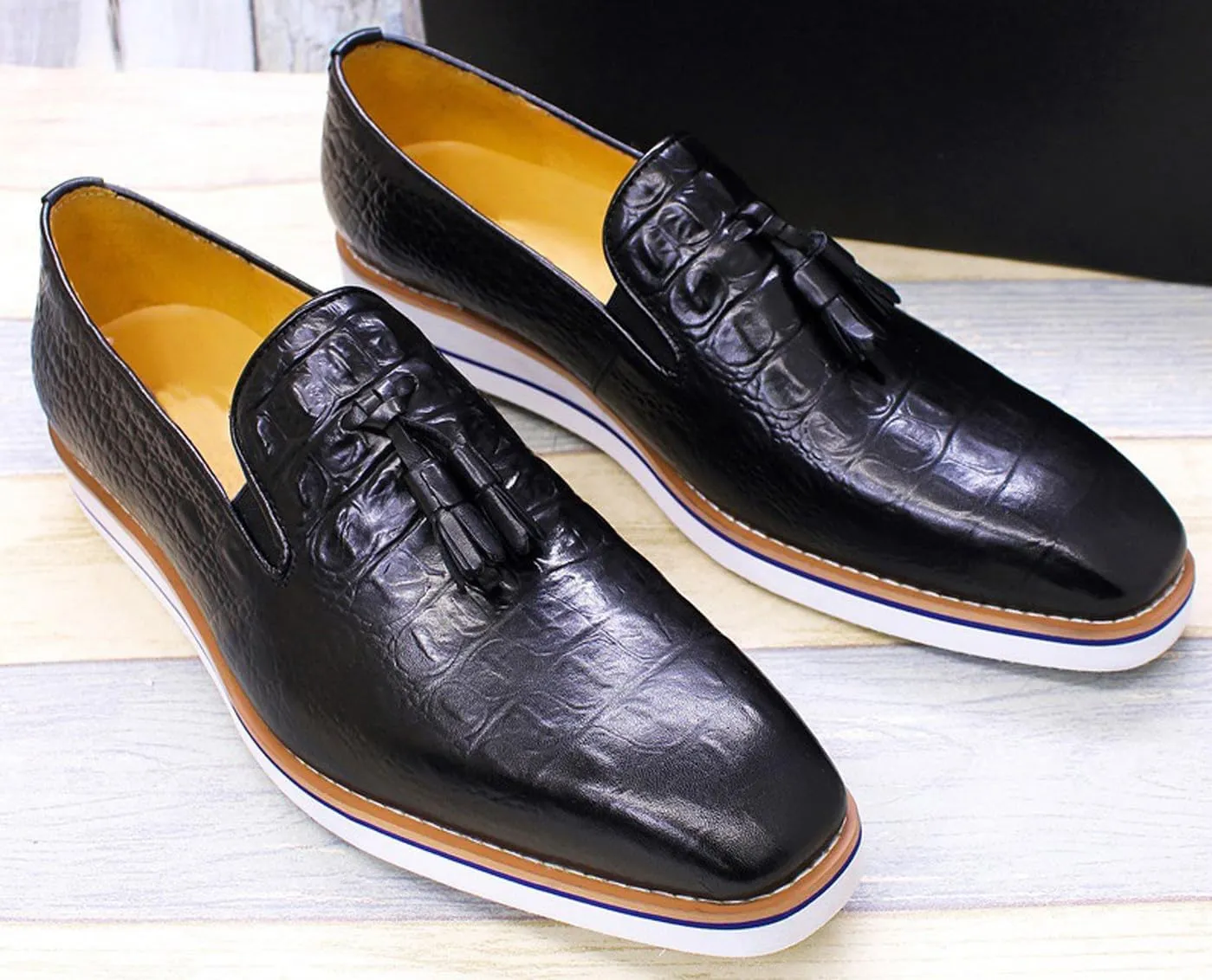 Mens Slip On Tassel Loafers Casual Dress Shoes for Men Genuine Leather Lightweight Flat Suit Shoes Prom Wedding Business Mocasines Fashion Comfortable Tuexdo Shoes for Men