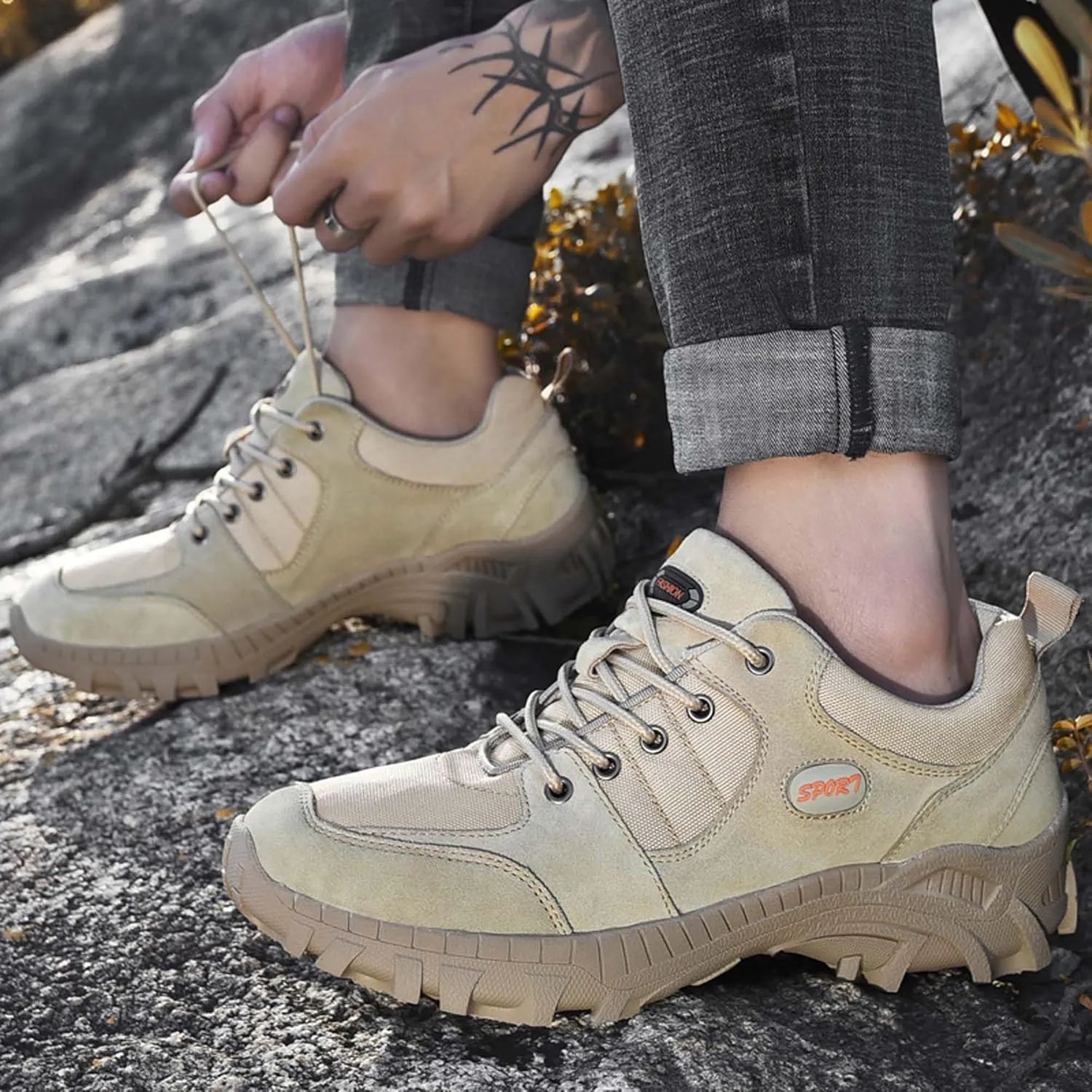 Men's Waterproof Hiking Shoes Leather Lightweight Non-Slip Climbing Shoes Comfortable Casual Sneakers Outdoor Casual Hiking Cross-Country Traveling Shoes