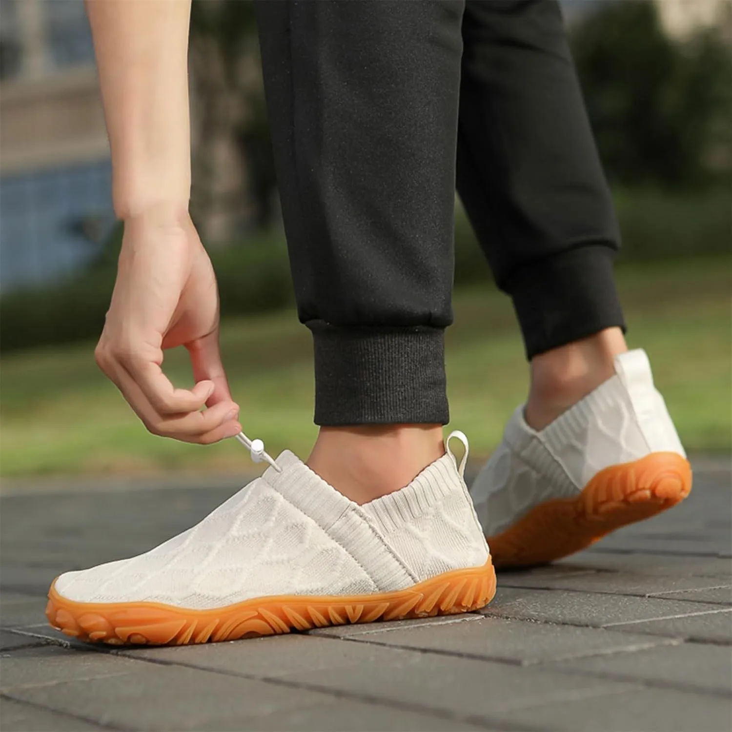 Men's Wide Toe Box Barefoot Shoes Knit Breathable Slip On Shoes,Casual Soft Sole Walking Slippers Non-Slip Quick-Dry Running Sneakers,Summer Zero Drop Sole Walking Sneakers for Gym Running