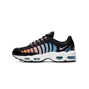 NIKE WOMEN AIR MAX TAILWIND IV SHOE