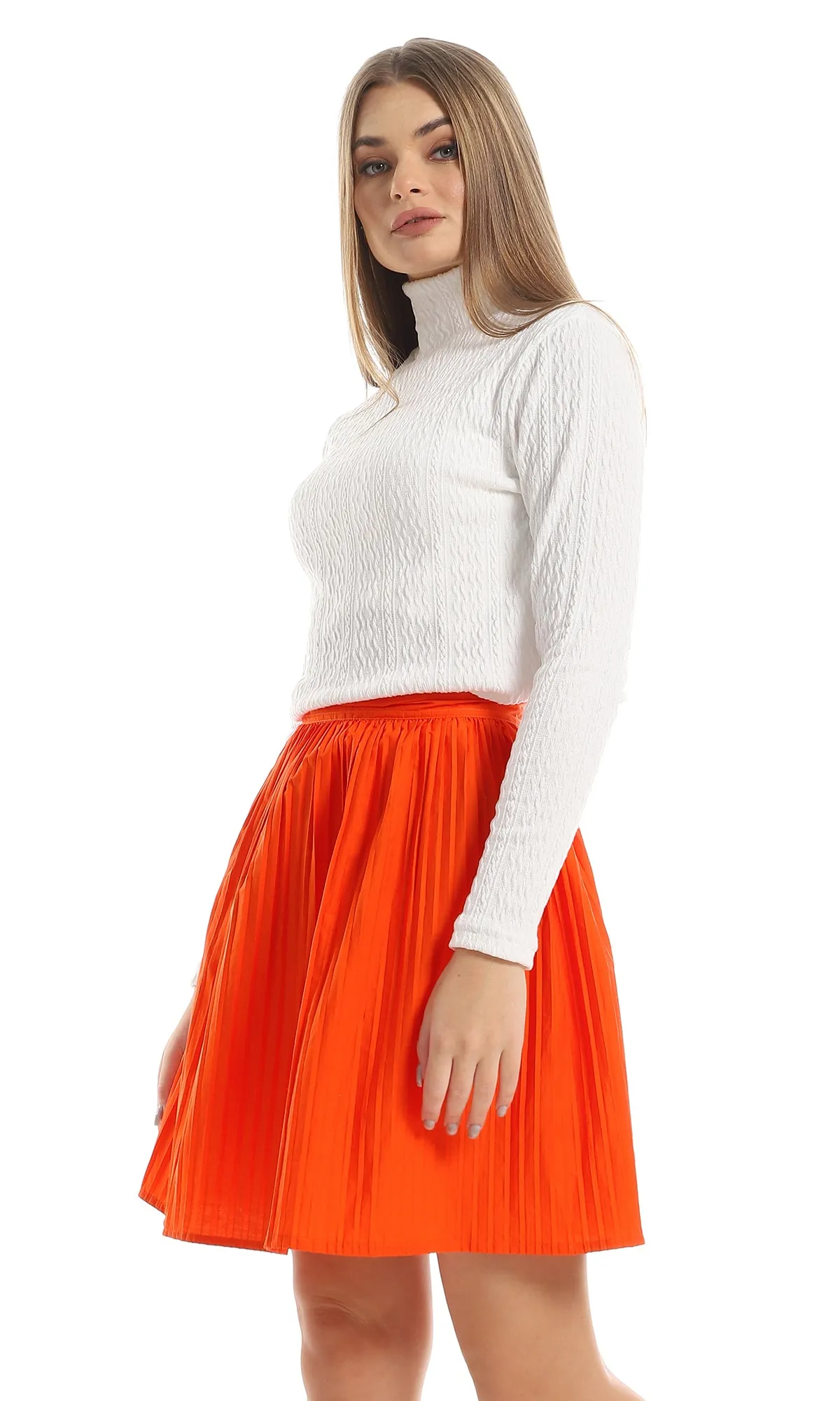 O161201 High Neck Long Sleeved Chic Knitted Top - Off White