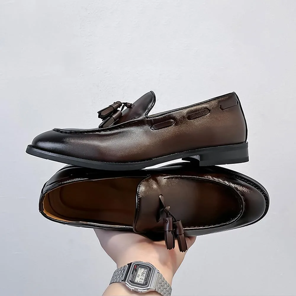 Santimon Men??s Leather Moc Toe Tassel Loafers ?C Anti-Slip Rubber Sole Lightweight Slip-Ons for Weddings, Office & Formal Events