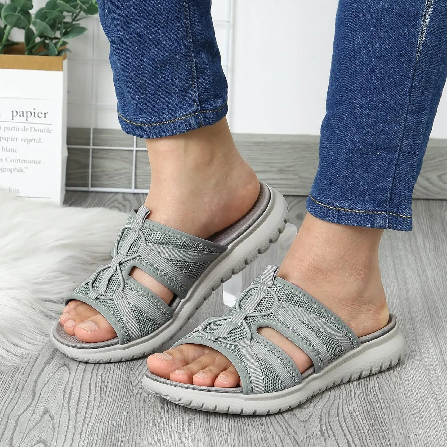 Spring Summer Women Flat Sandals Athletic Mesh Design Mesh Lightweight Breathable Sandals Slip On Bottom Sport Cushioned Footbed Shoe Outdoor Leisure Walking Fitness Hiking Cycling Slippers