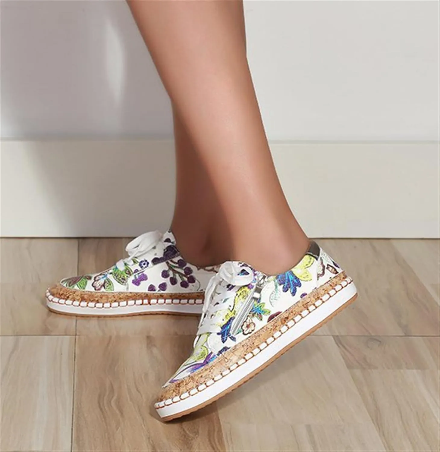 Walking Shoes for Women Slip Ons Fashion New Loafers Breathable Hollow-Out Lazy Round Toe Sneakers Breathe Canvas Comfort Beach Shoes Flat