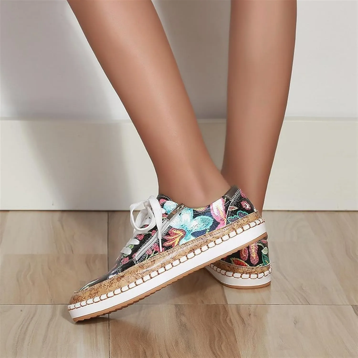 Walking Shoes for Women Slip Ons Fashion New Loafers Breathable Hollow-Out Lazy Round Toe Sneakers Breathe Canvas Comfort Beach Shoes Flat