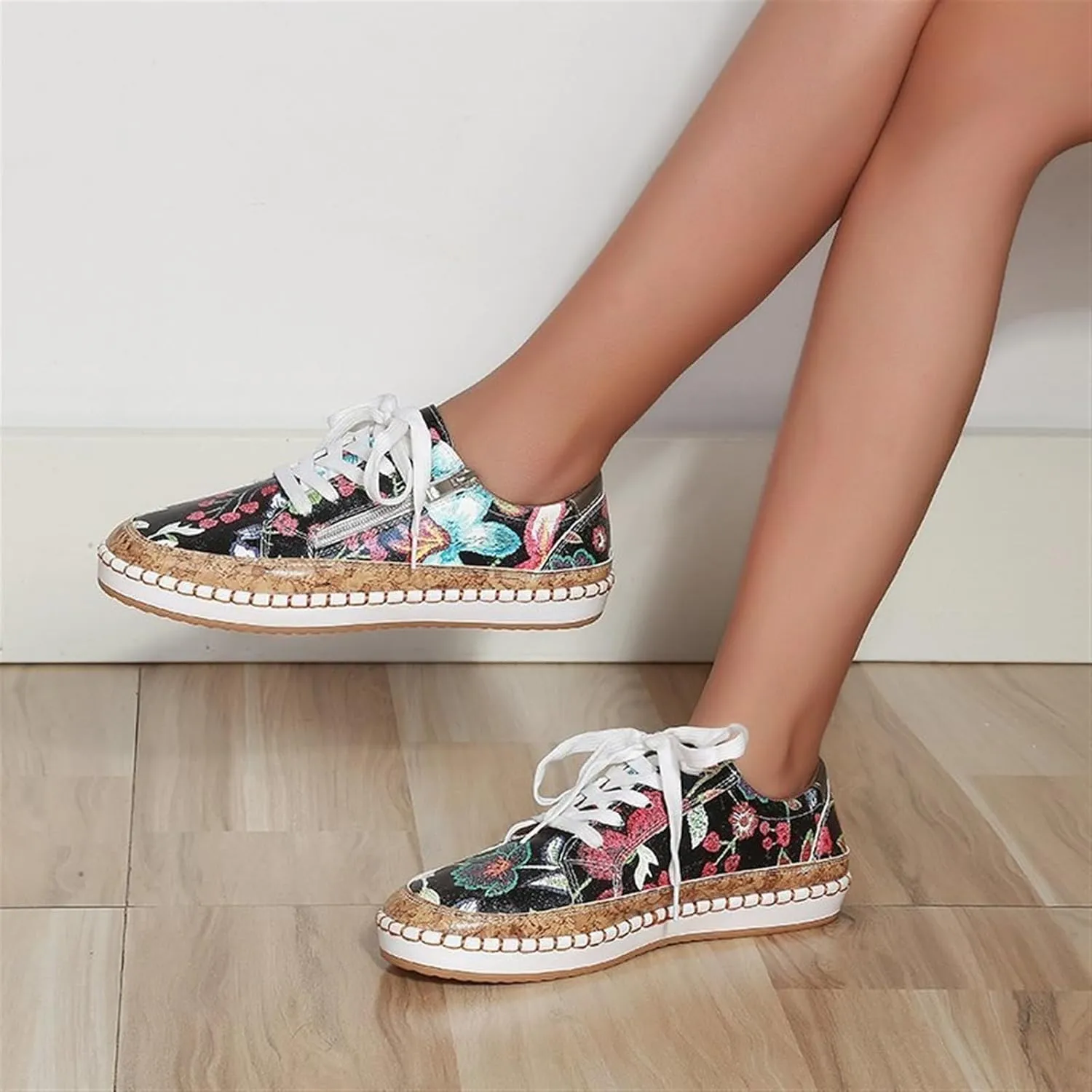 Walking Shoes for Women Slip Ons Fashion New Loafers Breathable Hollow-Out Lazy Round Toe Sneakers Breathe Canvas Comfort Beach Shoes Flat