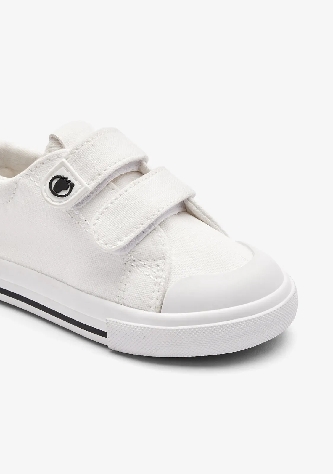 White Basic Canvas Respectful Sneakers
