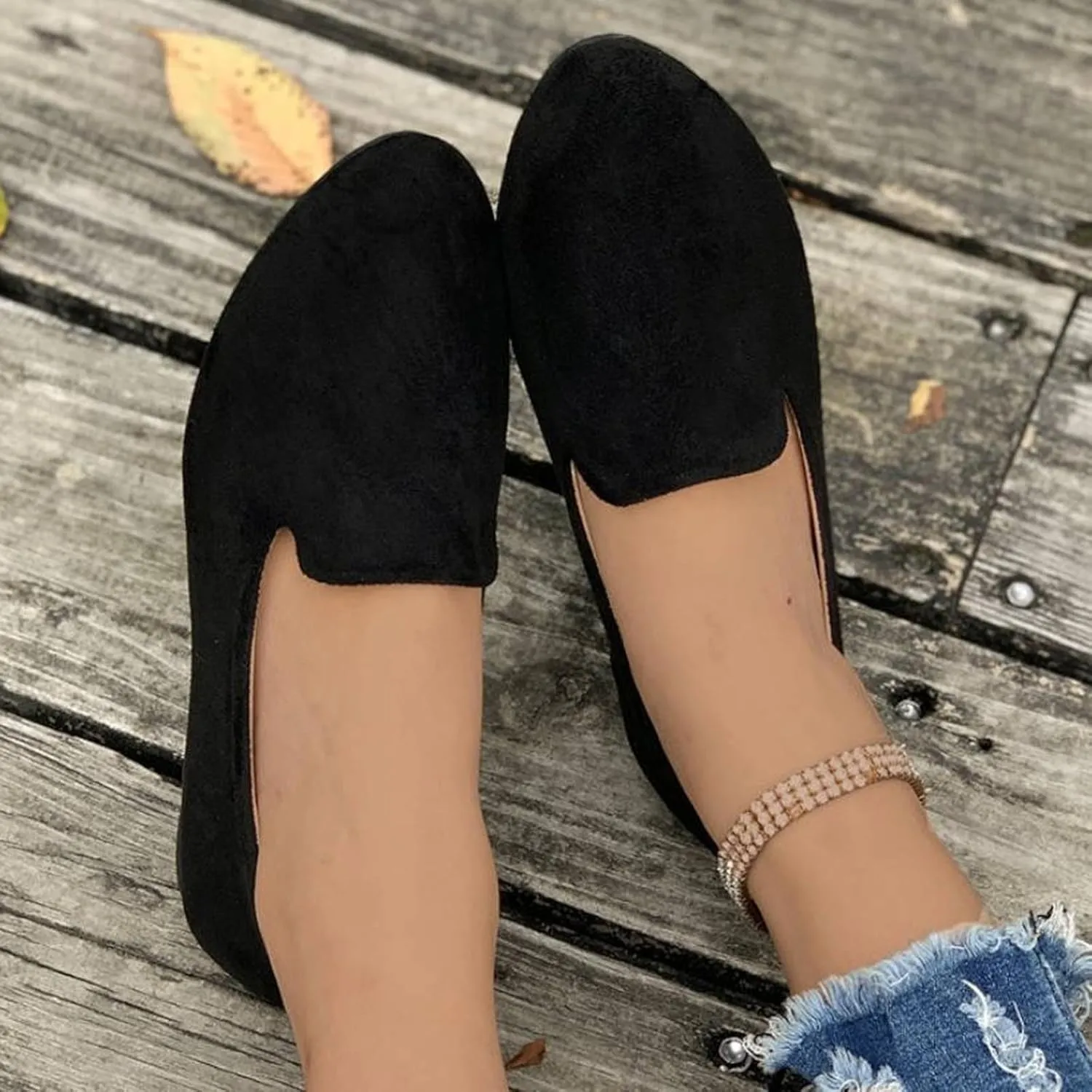 Women's Round Head Suede Flat Shoes Casual One Foot Stirrup Shallow Mouth Flat Shoes Flat Heeled Work Single Shoes